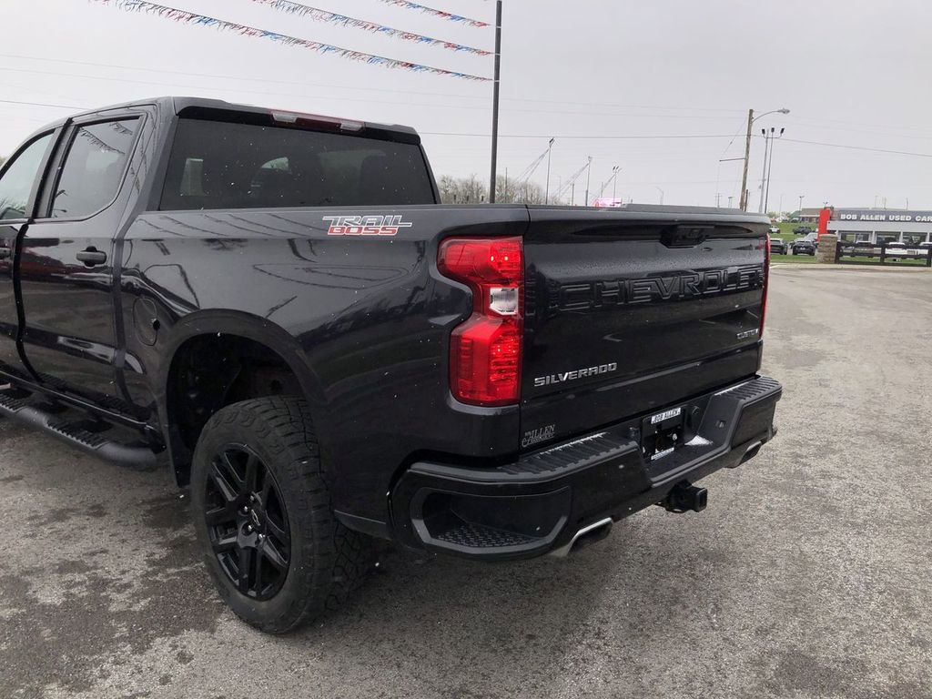 Used 2023 Chevrolet Silverado 1500 Custom Trail Boss AWD/4WD image 12
