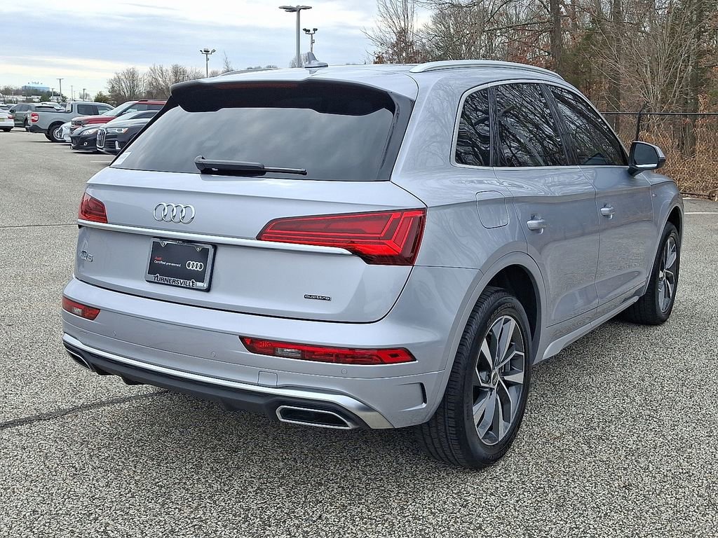 Certified 2023 Audi Q5 2.0T Premium w/ Convenience Package AWD/4WD image 6