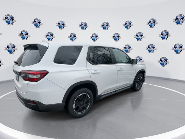 Used 2025 Honda Pilot EX-L image 9