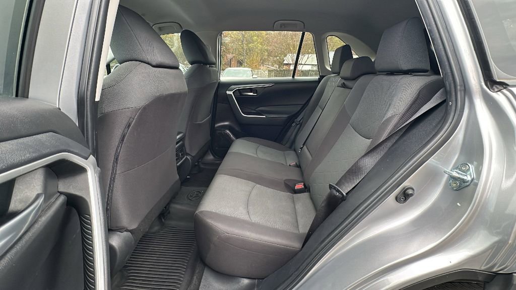 Used 2023 Toyota RAV4 XLE image 13