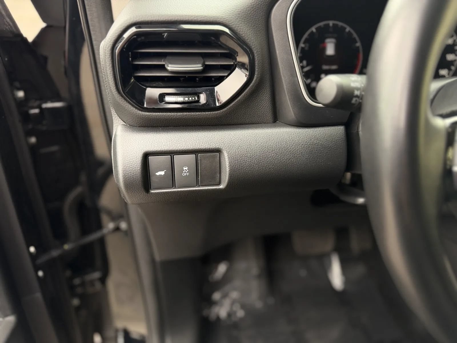 Used 2025 Honda Pilot Touring image 28