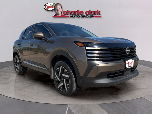 Certified 2025 Nissan Kicks SV FWD image 7