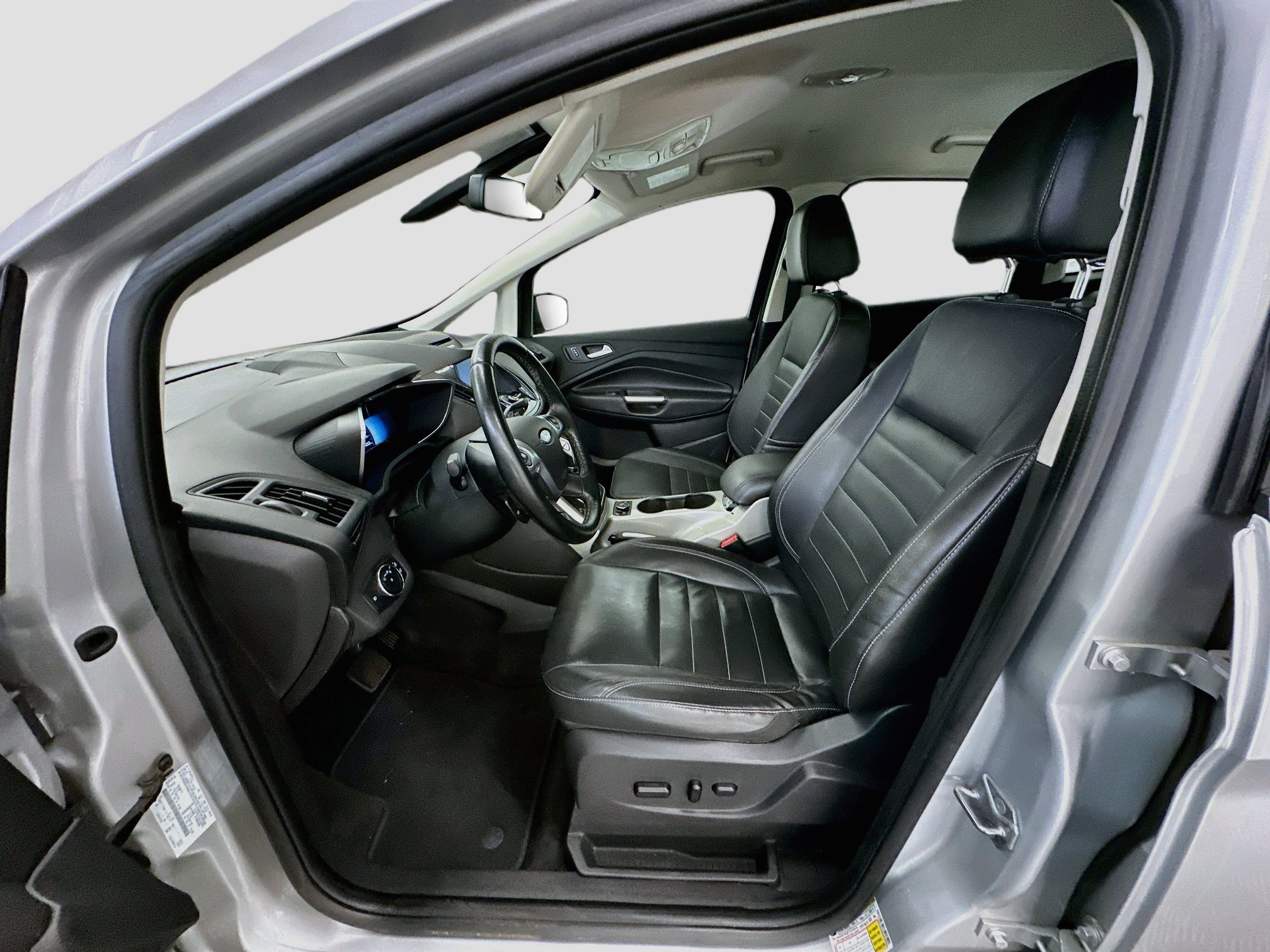Used 2014 Ford C-MAX Energi SEL w/ Equipment Group 301A FWD image 13