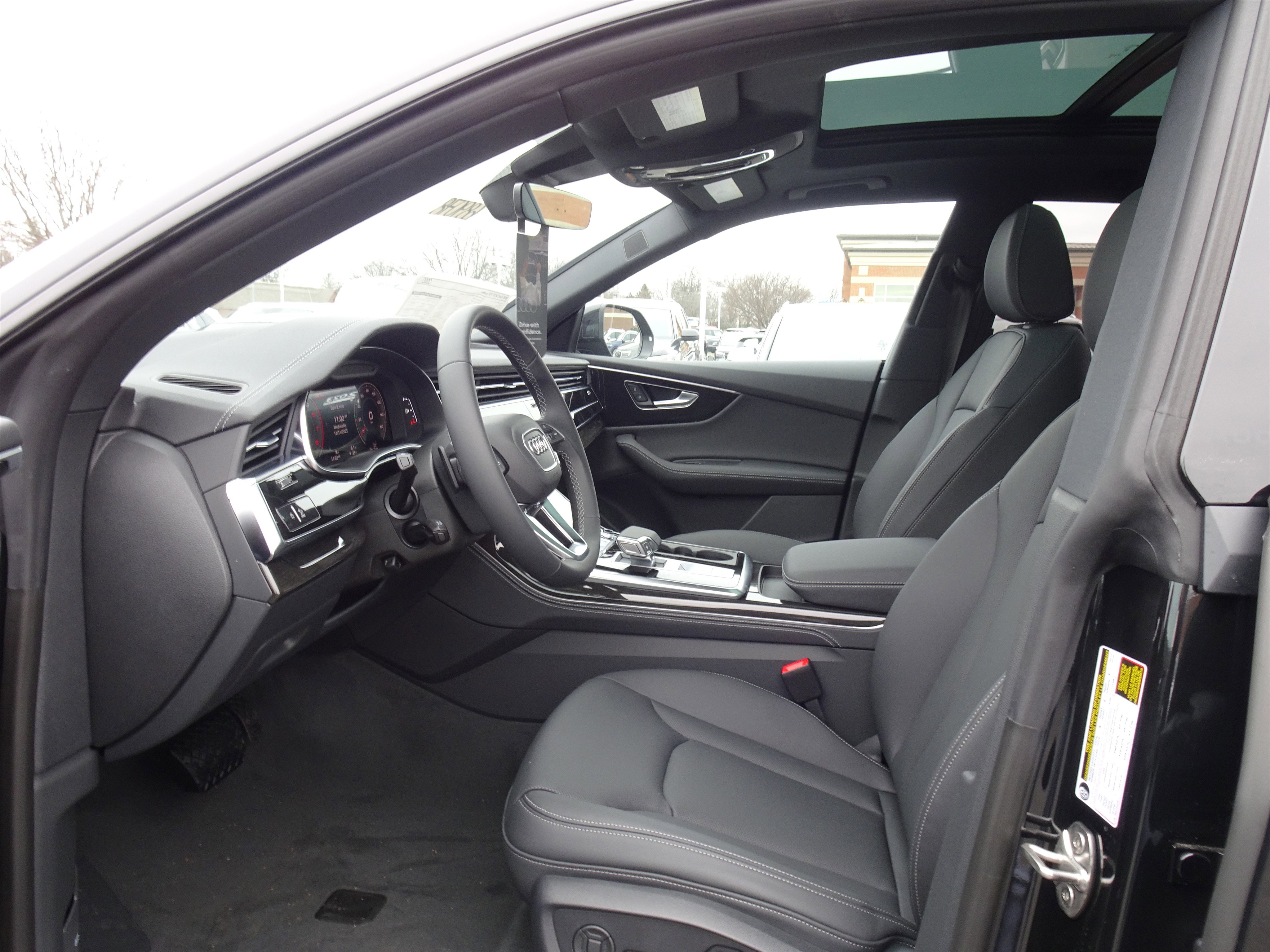 New 2026 Audi Q8 Premium Plus image 4