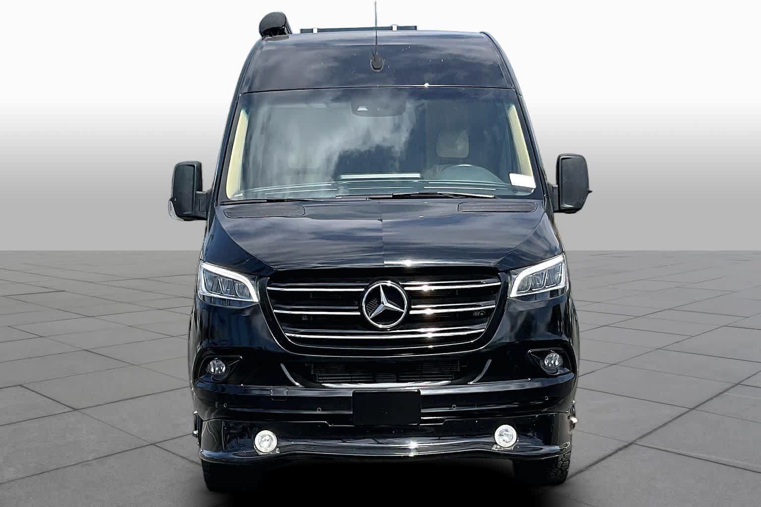 Used 2019 Mercedes-Benz Sprinter 4x4 170 image 3