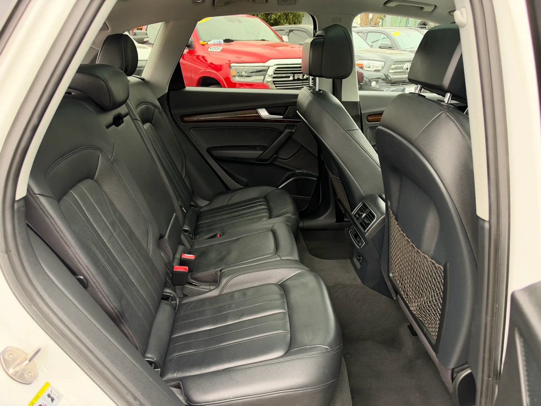 Used 2018 Audi Q5 2.0T Premium Plus w/ Premium Plus Package AWD/4WD image 19
