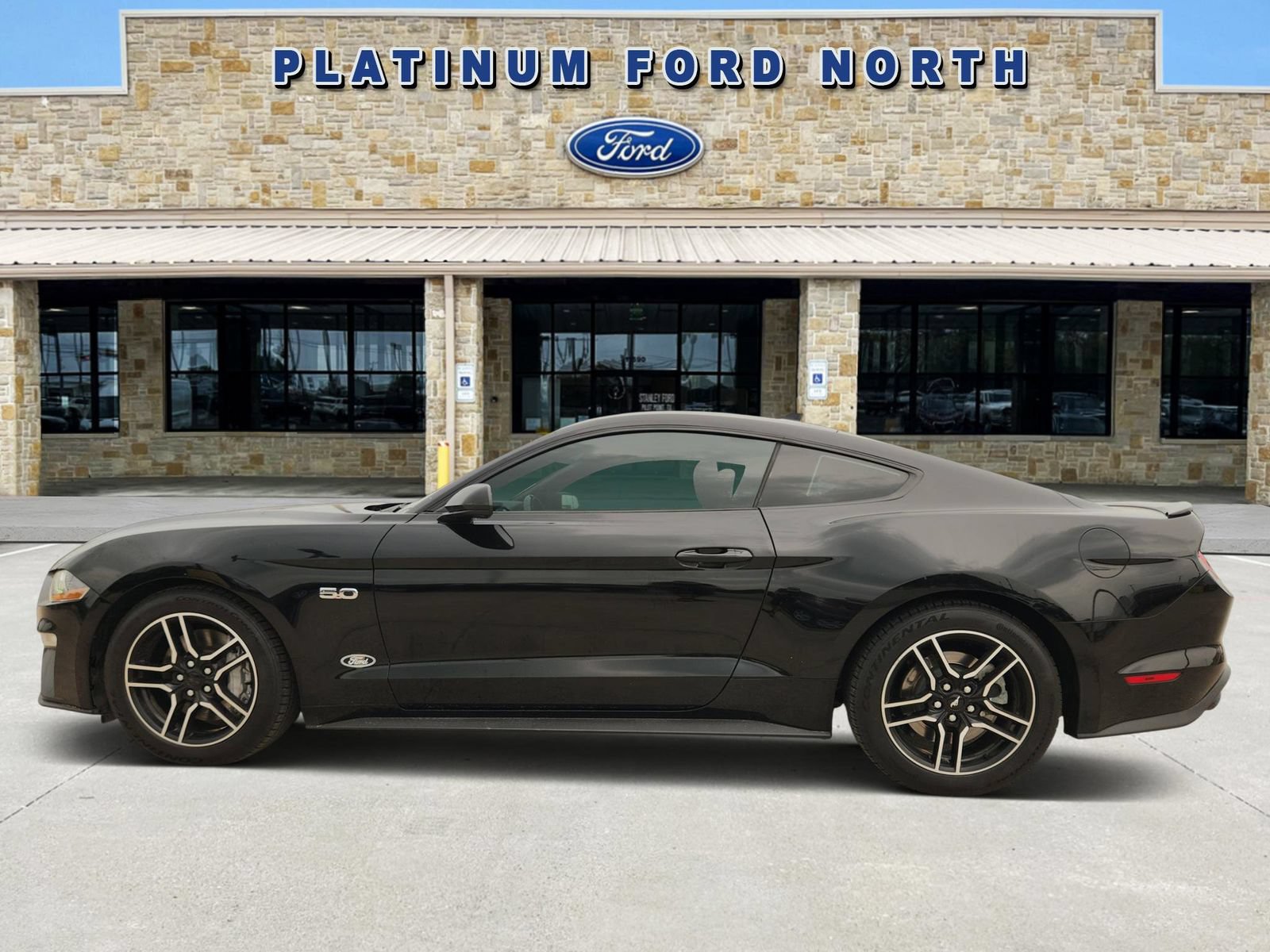 Used 2021 Ford Mustang GT w/ Equipment Group 301A RWD image 3