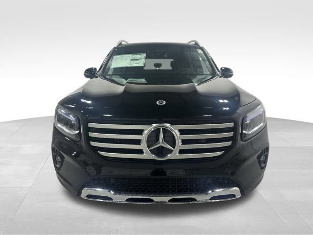 Used 2026 Mercedes-Benz GLB 250 4MATIC image 3