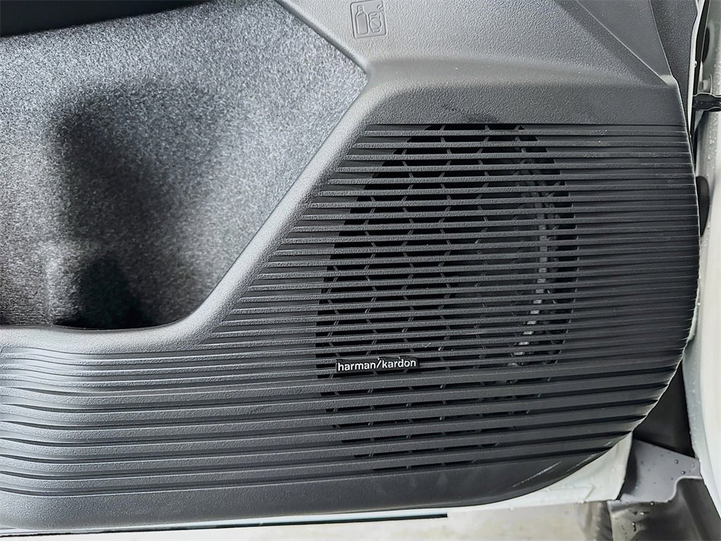 New 2026 Subaru Outback Limited image 17