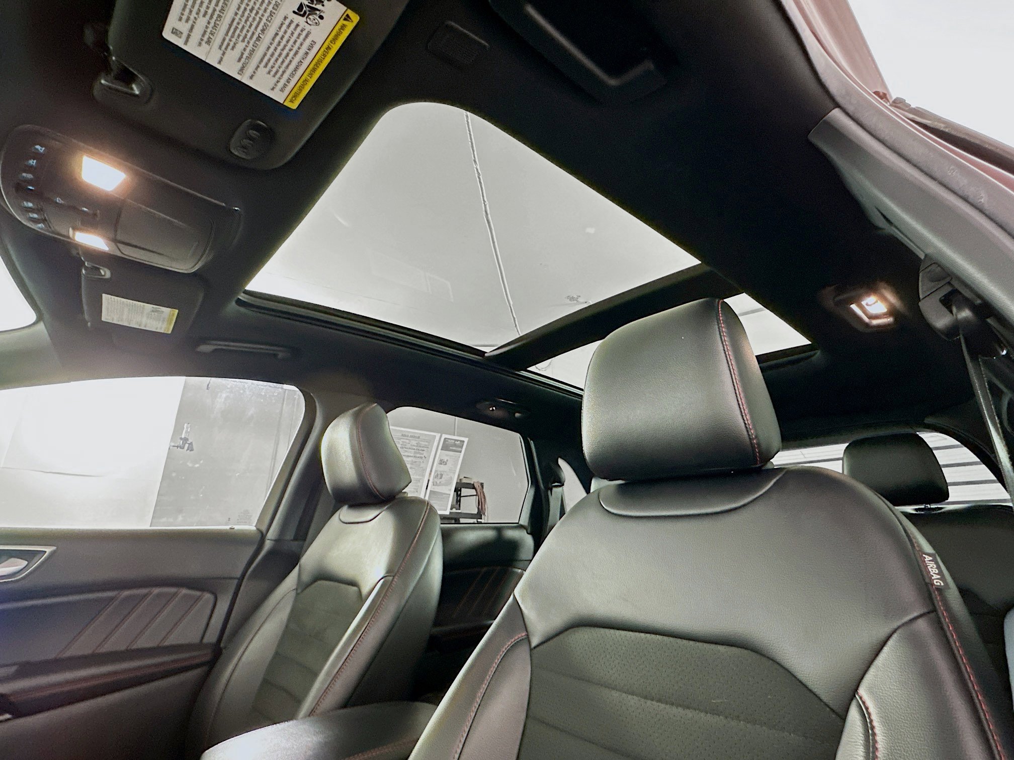 Used 2024 Ford Edge ST-Line image 26