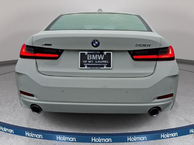 New 2026 BMW 330i xDrive Sedan w/ Convenience Package AWD/4WD image 5