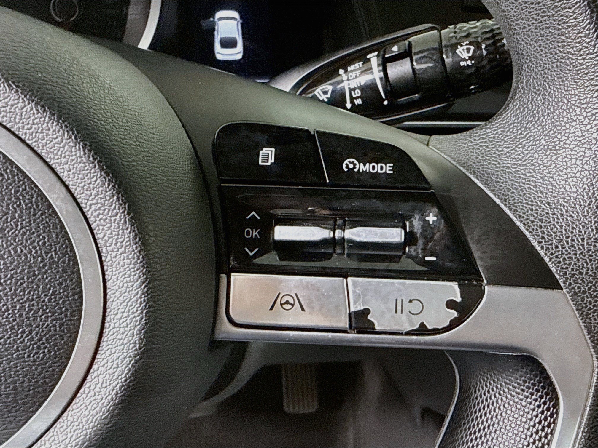 Used 2021 Hyundai Elantra SEL FWD image 15