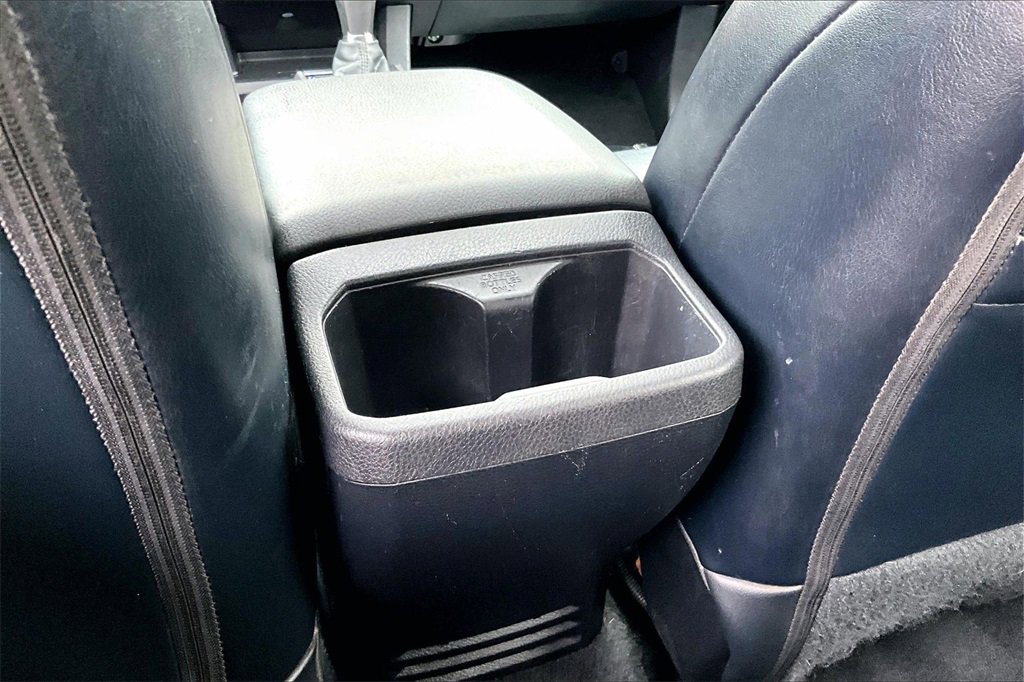 Used 2022 Toyota Tacoma Limited image 11