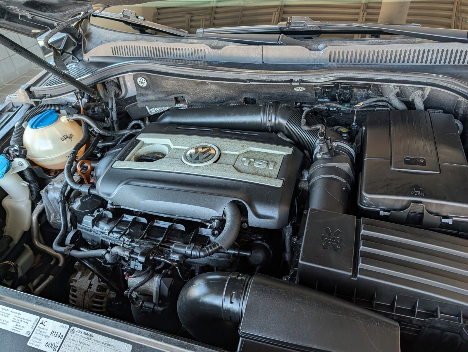 Used 2012 Volkswagen CC Sport image 24