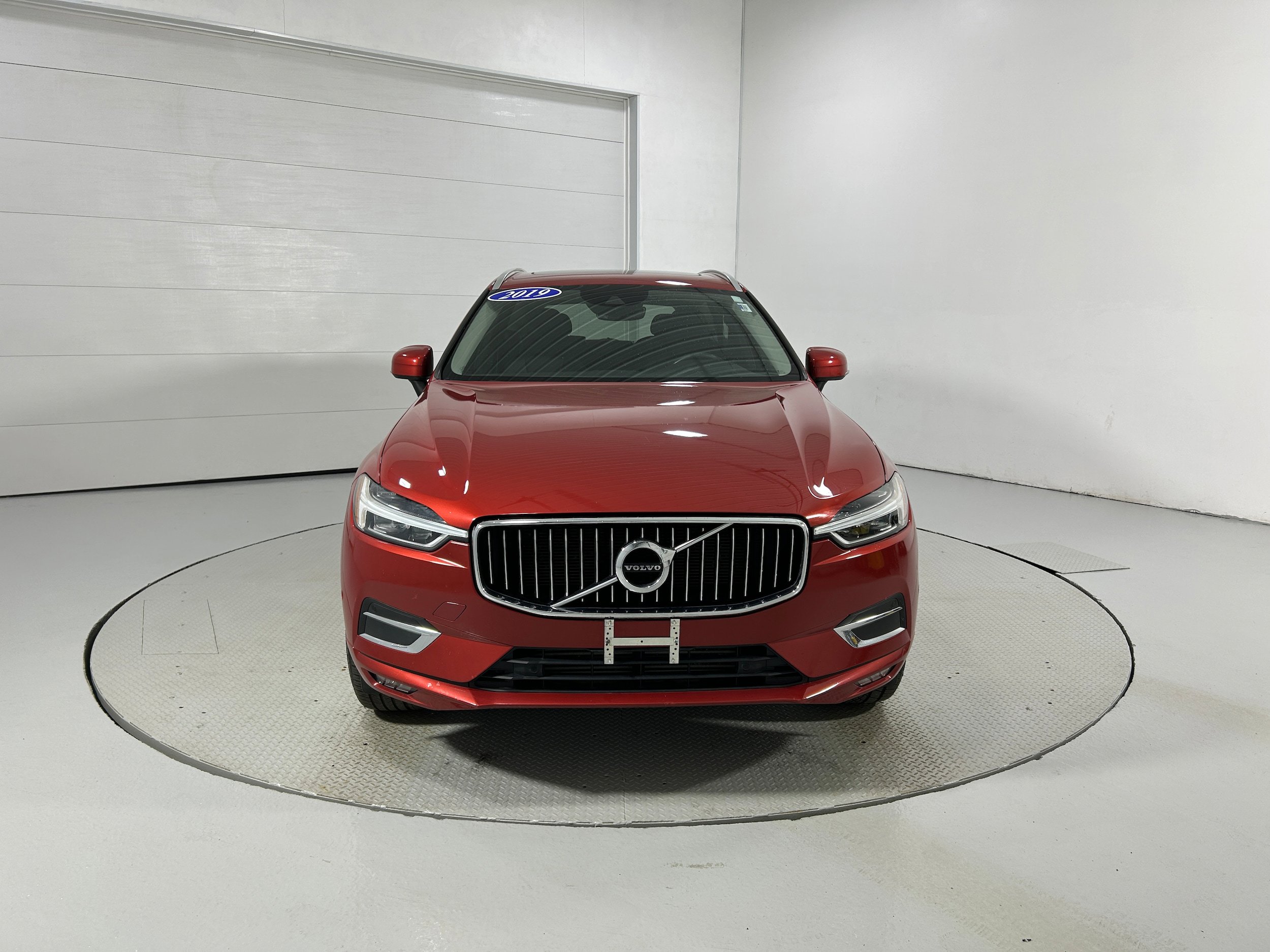 Used 2019 Volvo XC60 T6 Inscription w/ Protection Package Premier AWD/4WD image 16