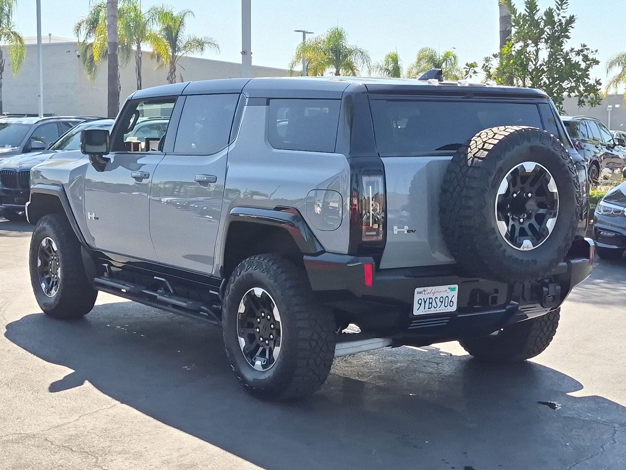 Used 2024 GMC Hummer EV 3X w/ Extreme Off-Road Package AWD/4WD image 8