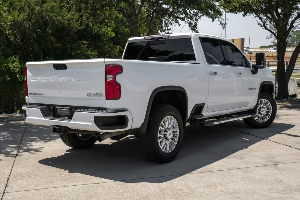 Used 2022 Chevrolet Silverado 2500 High Country AWD/4WD image 15