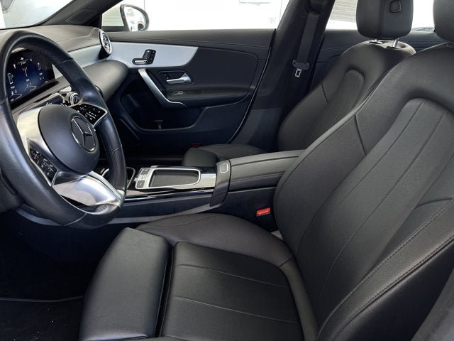 Used 2025 Mercedes-Benz CLA 250 image 15
