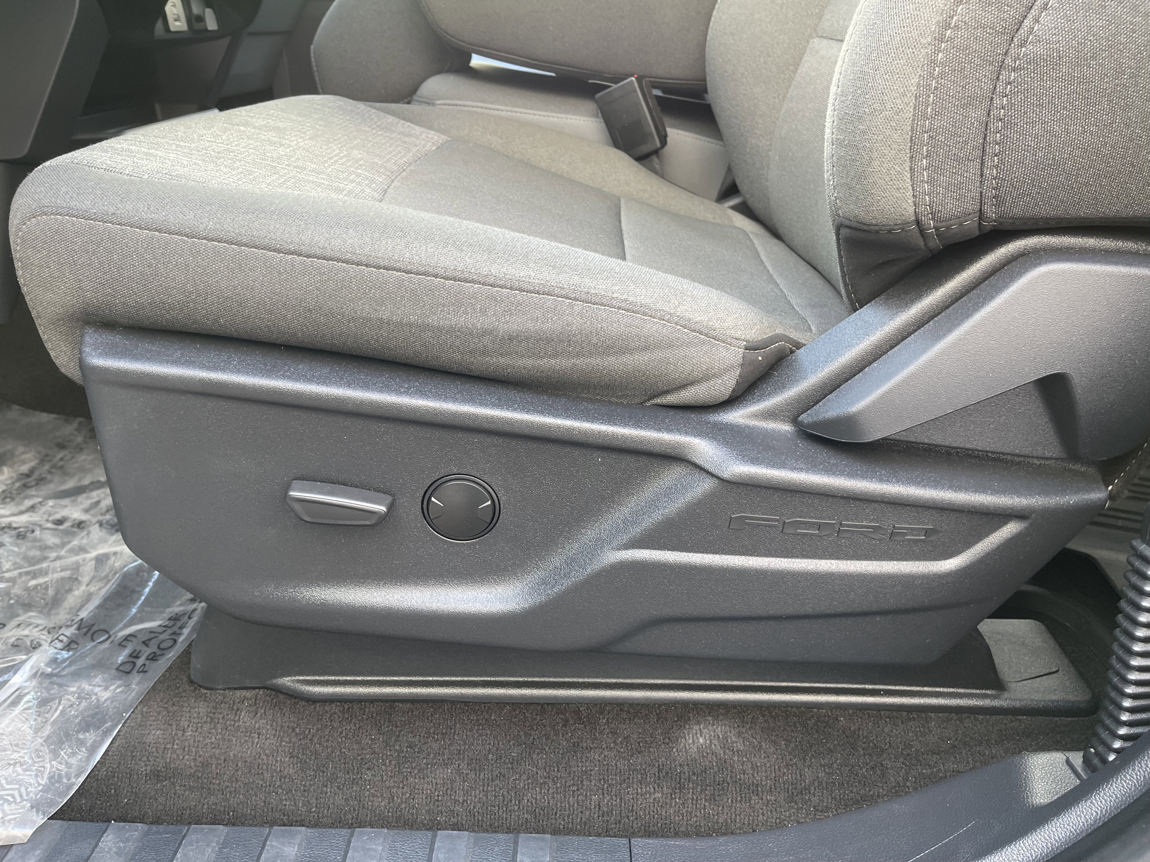 Used 2022 Ford F150 XLT w/ Equipment Group 301A Mid image 9