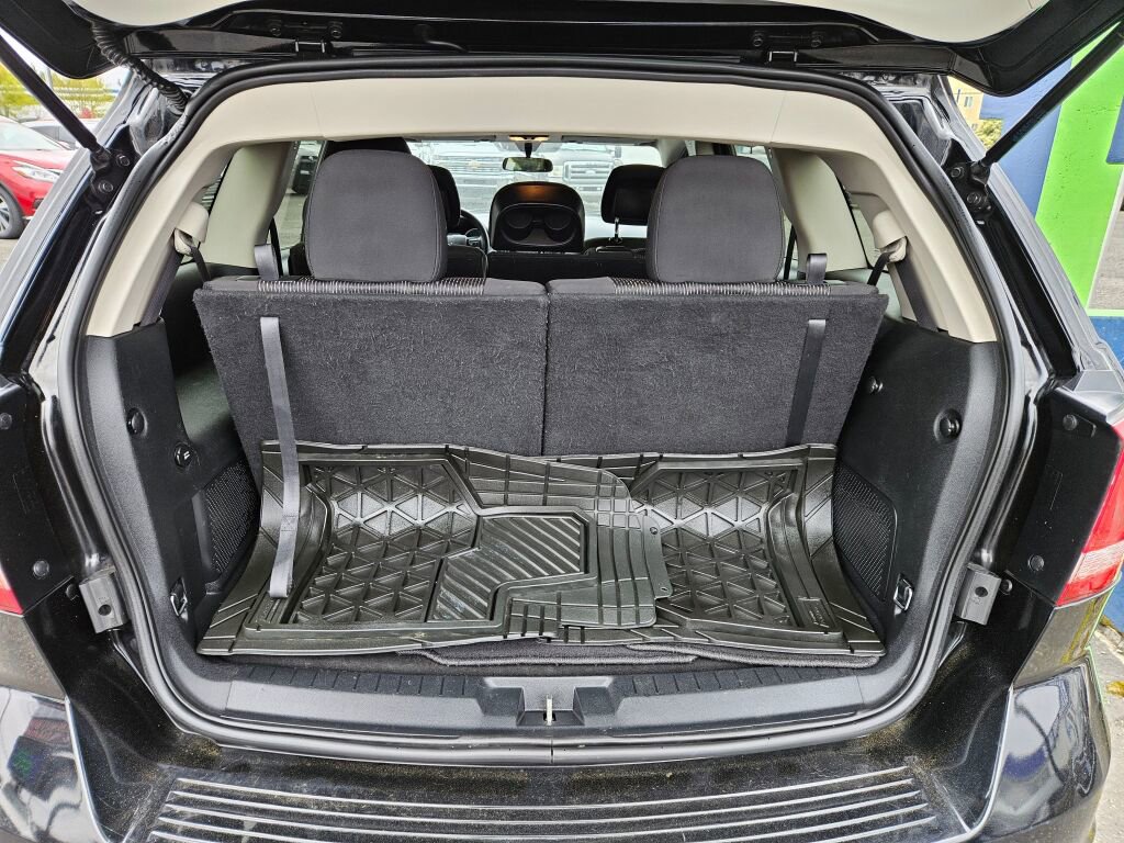 Used 2015 Dodge Journey SXT w/ Flexible Seating Group AWD/4WD image 10