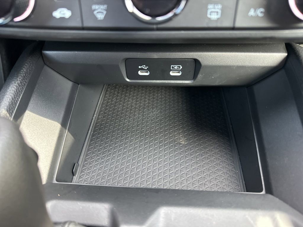 Certified 2025 Honda Accord LX image 26