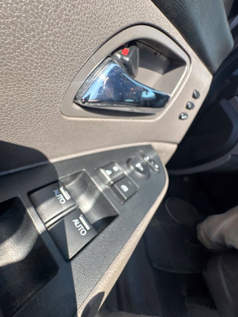 Used 2016 Honda Odyssey Touring Elite image 18