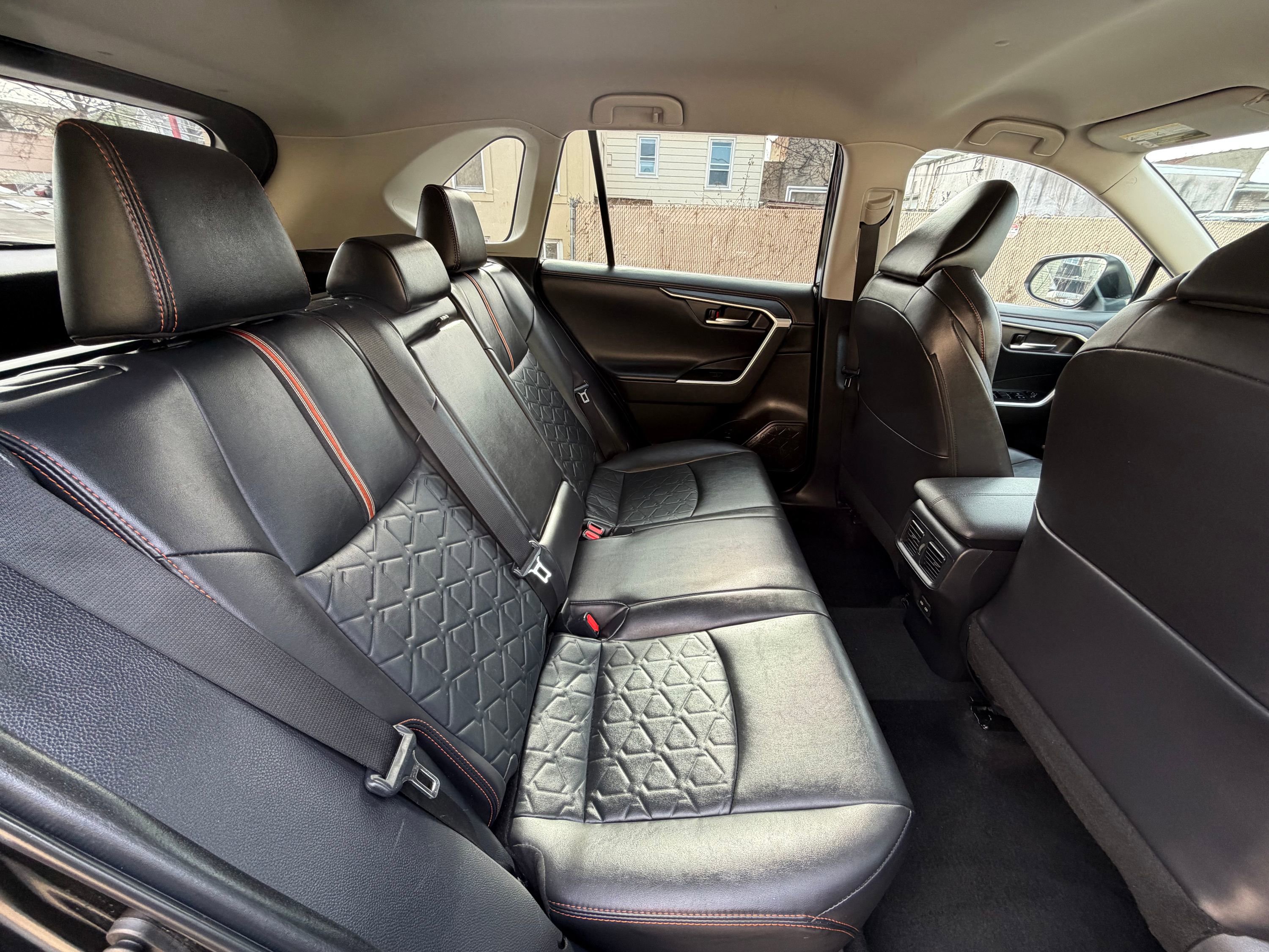 Used 2022 Toyota RAV4 Adventure image 27