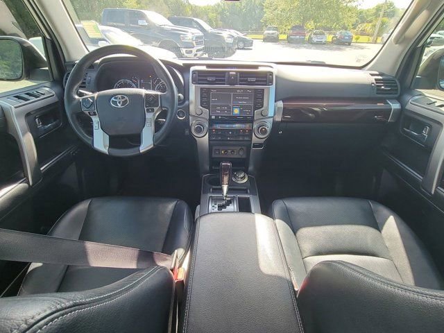 Used 2023 Toyota 4Runner Limited AWD/4WD image 2