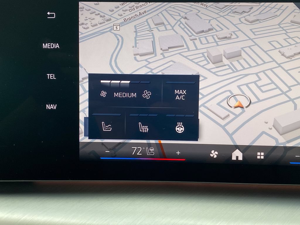 New 2027 BMW X1 xDrive28i AWD/4WD image 18