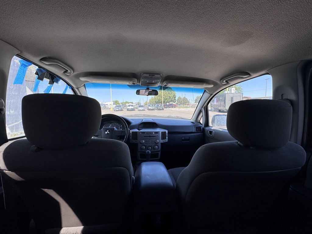 Used 2004 Mitsubishi Endeavor LS AWD/4WD image 28