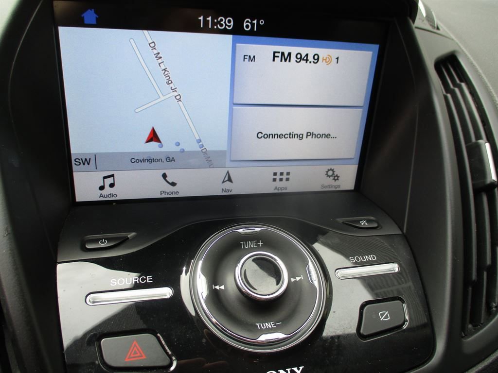 Used 2019 Ford Escape Titanium image 17