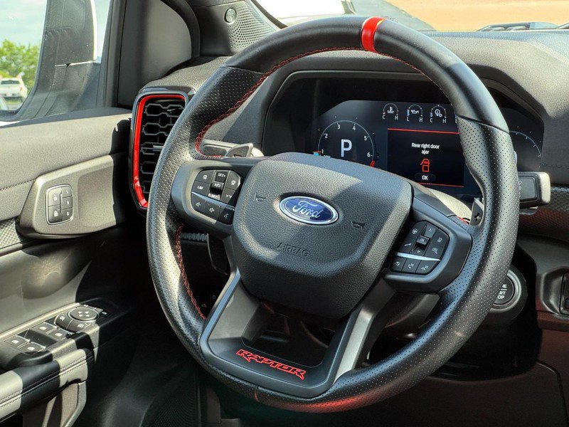 Used 2025 Ford Ranger Raptor AWD/4WD image 12