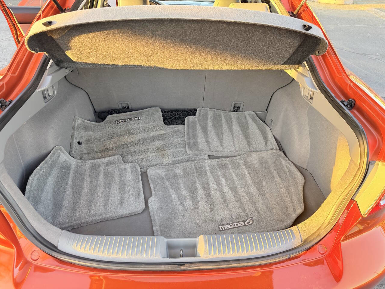 Used 2004 MAZDA MAZDA6 s w/ Luxury Pkg image 33