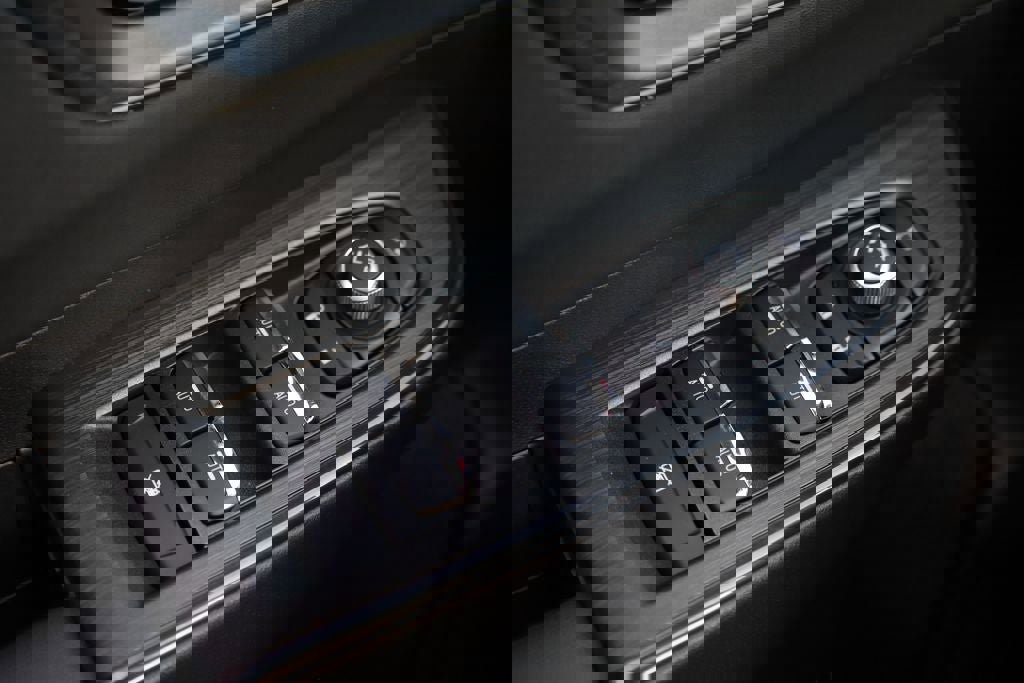 New 2026 Subaru Outback Touring image 21