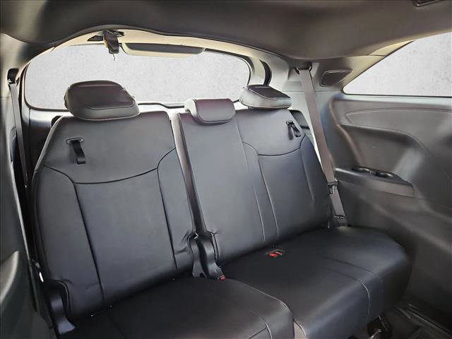 Used 2025 Toyota Sienna XLE Woodland Edition AWD/4WD image 22