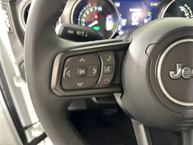 Used 2023 Jeep Wrangler Unlimited w/ 8.4" Radio Group image 15