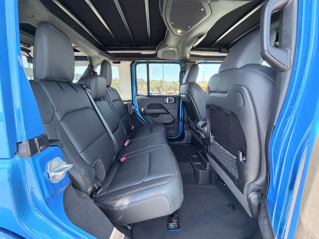 New 2026 Jeep Wrangler Unlimited Sahara AWD/4WD image 22