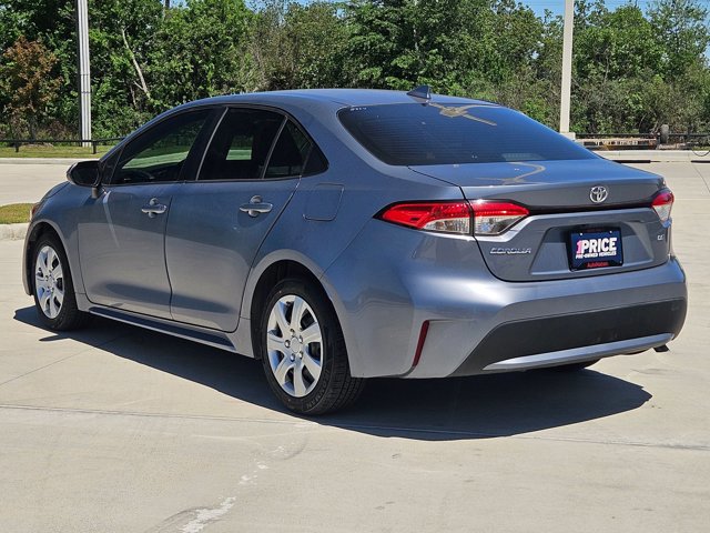 Used 2021 Toyota Corolla LE image 7