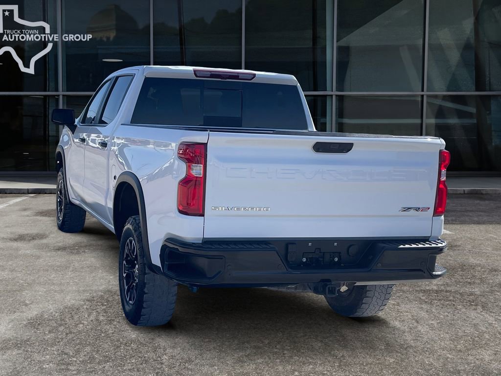 Used 2024 Chevrolet Silverado 1500 ZR2 image 5
