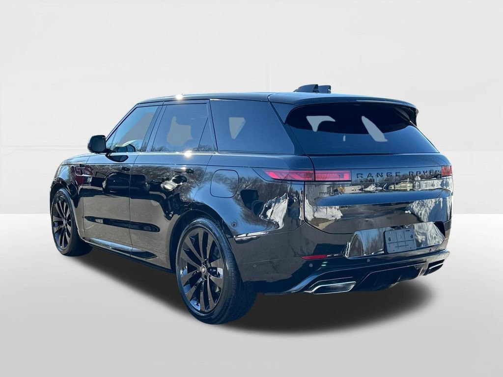 Used 2025 Land Rover Range Rover Sport Dynamic SE image 2