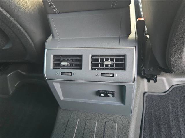 Used 2024 INEOS Grenadier Station Wagon AWD/4WD image 14