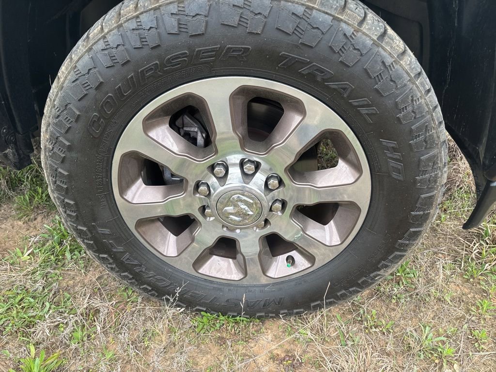 Used 2021 RAM 2500 Limited image 9