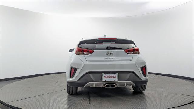 Used 2019 Hyundai Veloster 2.0 Premium FWD image 6