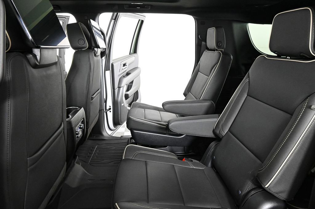 New 2026 GMC Yukon XL Elevation w/ Elevation Premium Package image 22