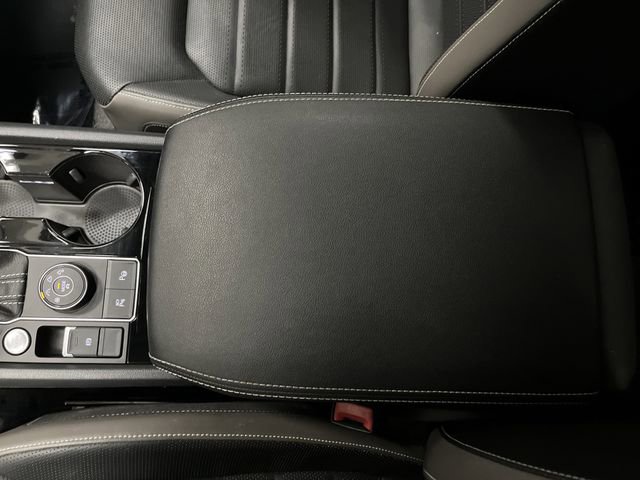 Used 2023 Volkswagen Atlas SEL Premium image 22