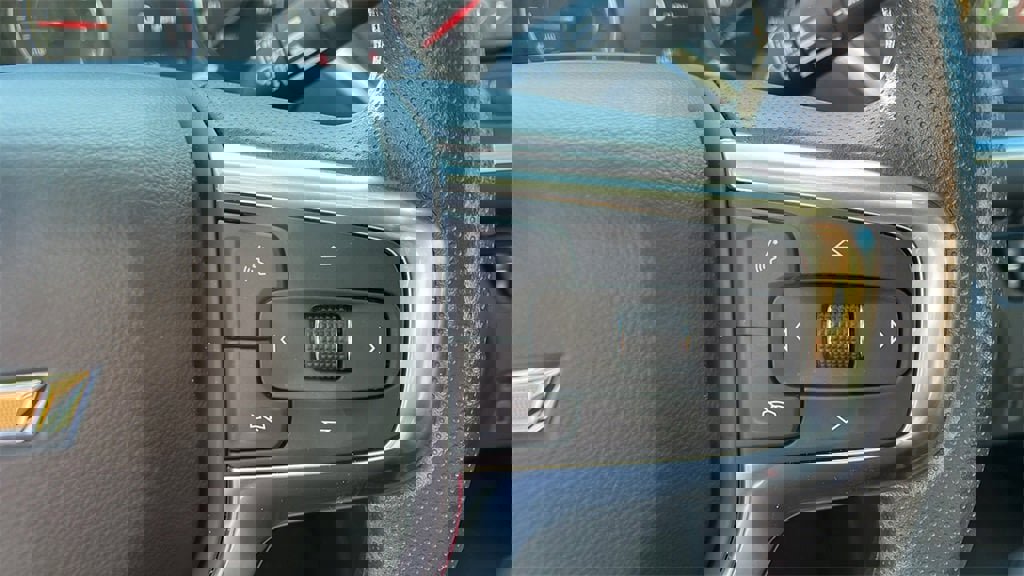 New 2025 Chevrolet Blazer LT w/ Driver Confidence Package image 21