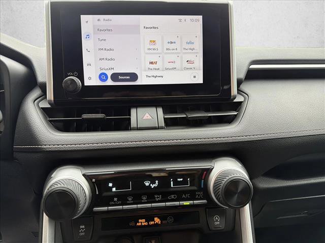 Certified 2025 Toyota RAV4 LE AWD/4WD image 19