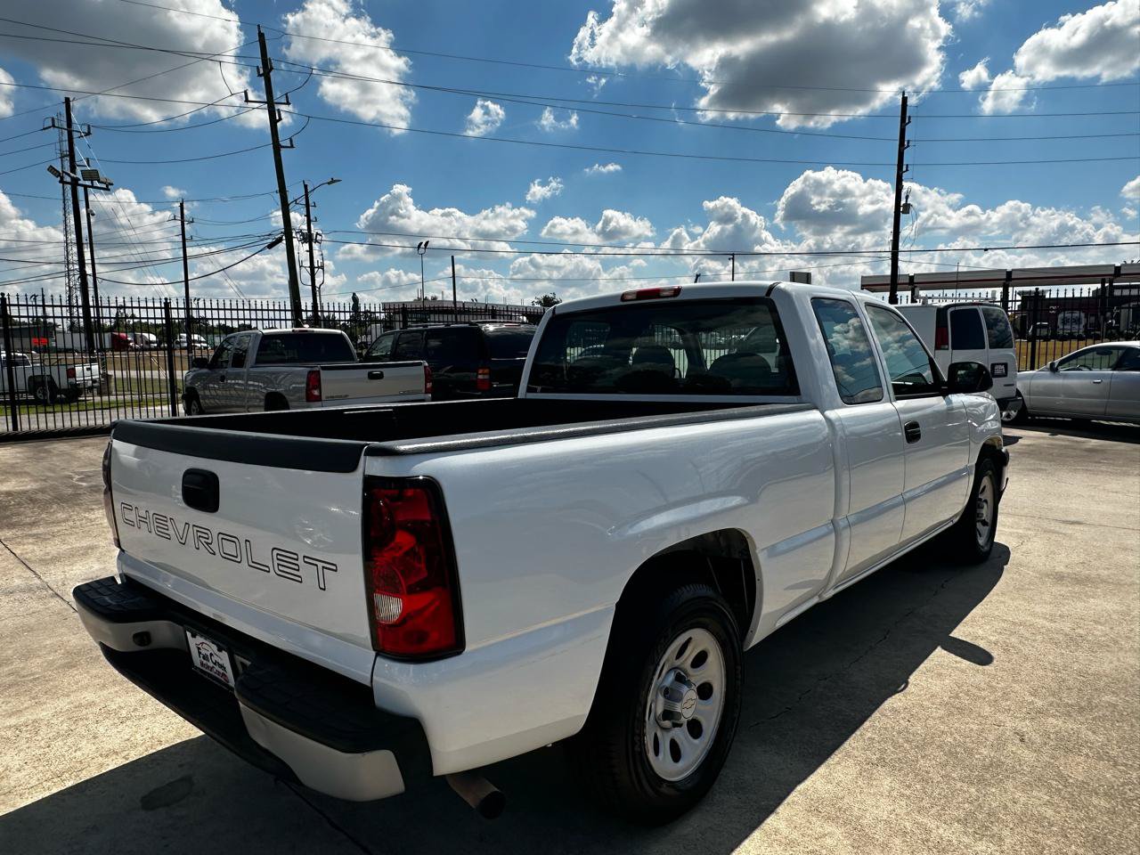 Used 2005 Chevrolet Silverado 1500 W/T RWD image 6