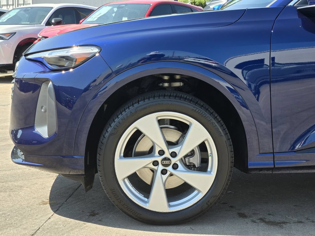 Certified 2025 Audi Q5 Premium Plus w/ Premium Plus AWD/4WD image 13