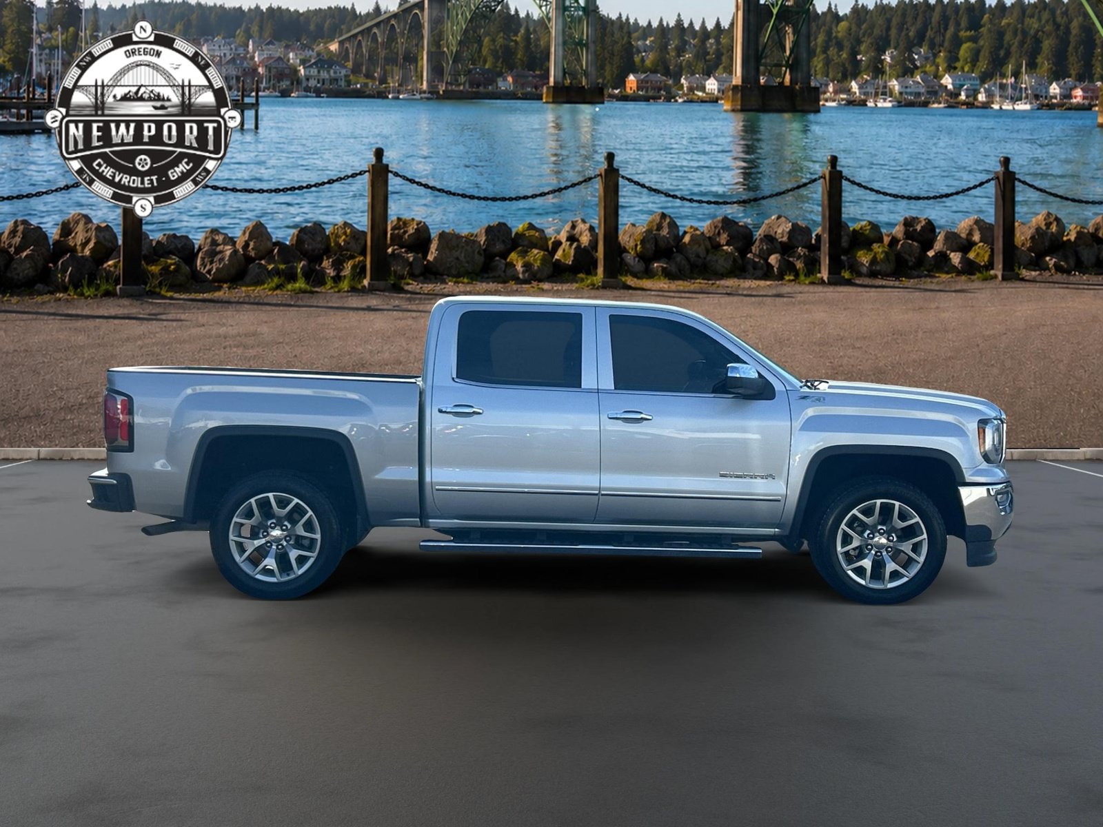 Used 2018 GMC Sierra 1500 SLT w/ SLT Premium Package AWD/4WD image 4